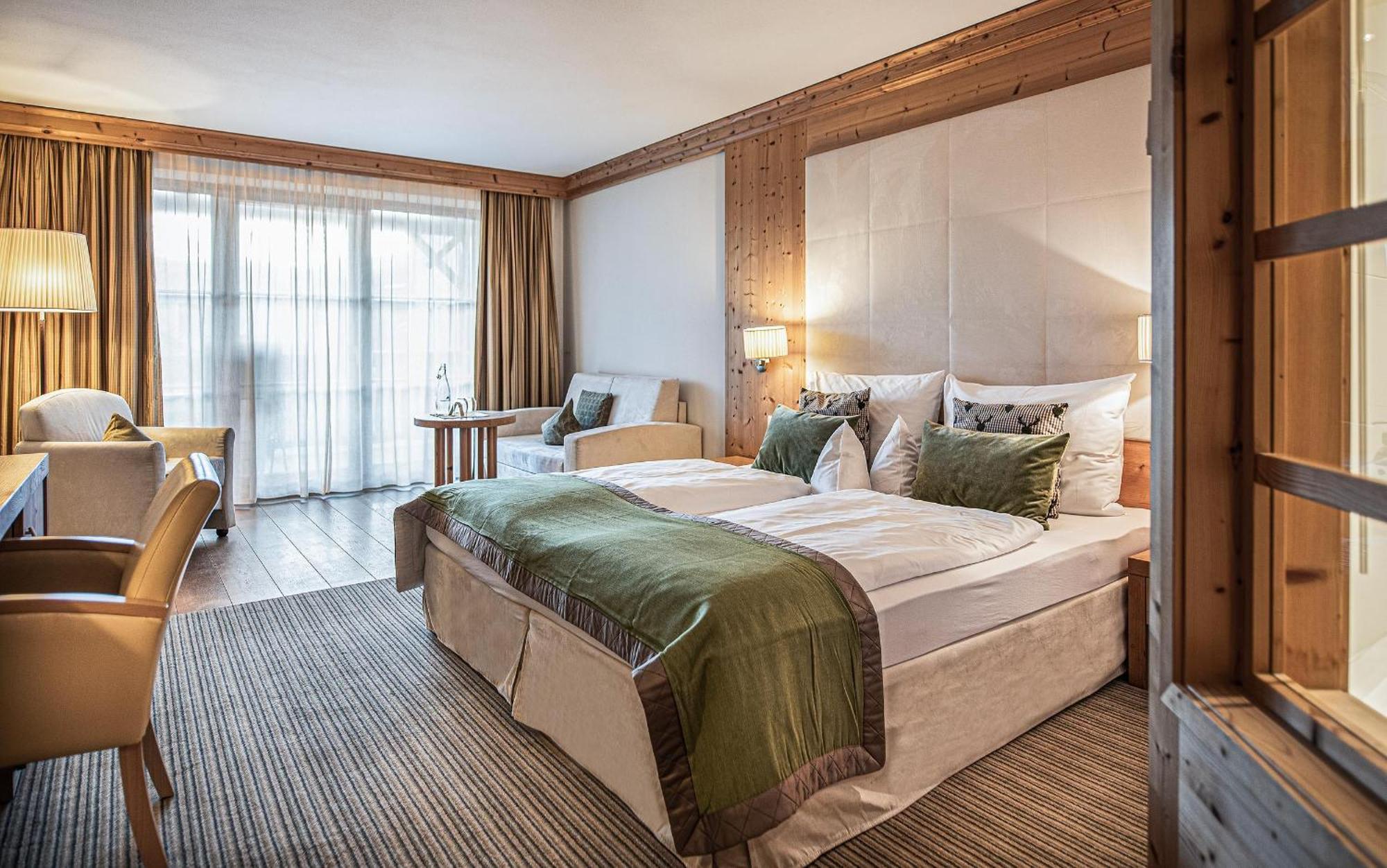 Taubers Unterwirt Aktiv & Vitalhotel فلدثرنز المظهر الخارجي الصورة